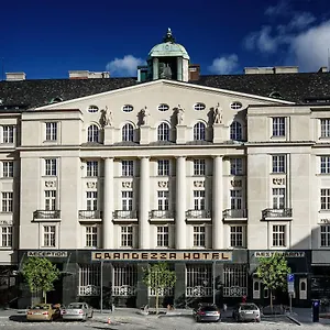 Grandezza Luxury Palace Szálloda